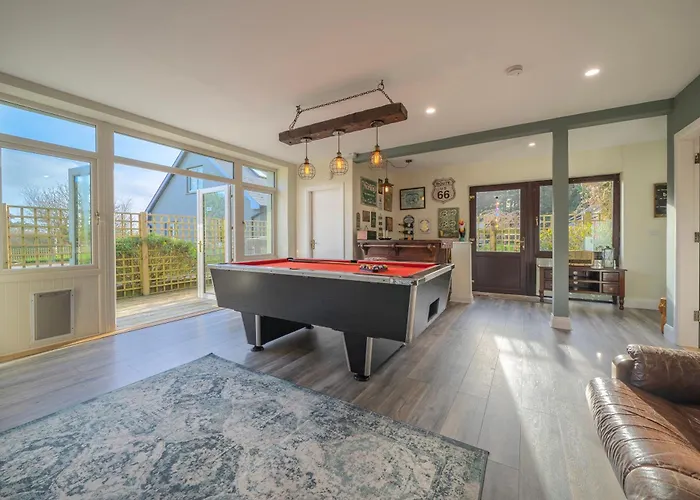 The Bird House - Coastal In Lovely Forest Setting Nr. Kinsale Ferienhaus Cork