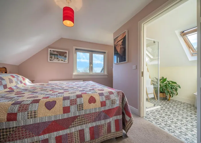 The Bird House - Coastal In Lovely Forest Setting Nr. Kinsale Ferienhaus *