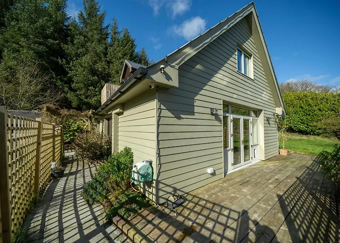 The Bird House - Coastal In Lovely Forest Setting Nr. Kinsale Ferienhaus Cork